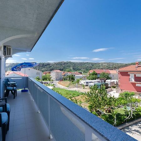Apartments Rajka Лопар Екстер'єр фото