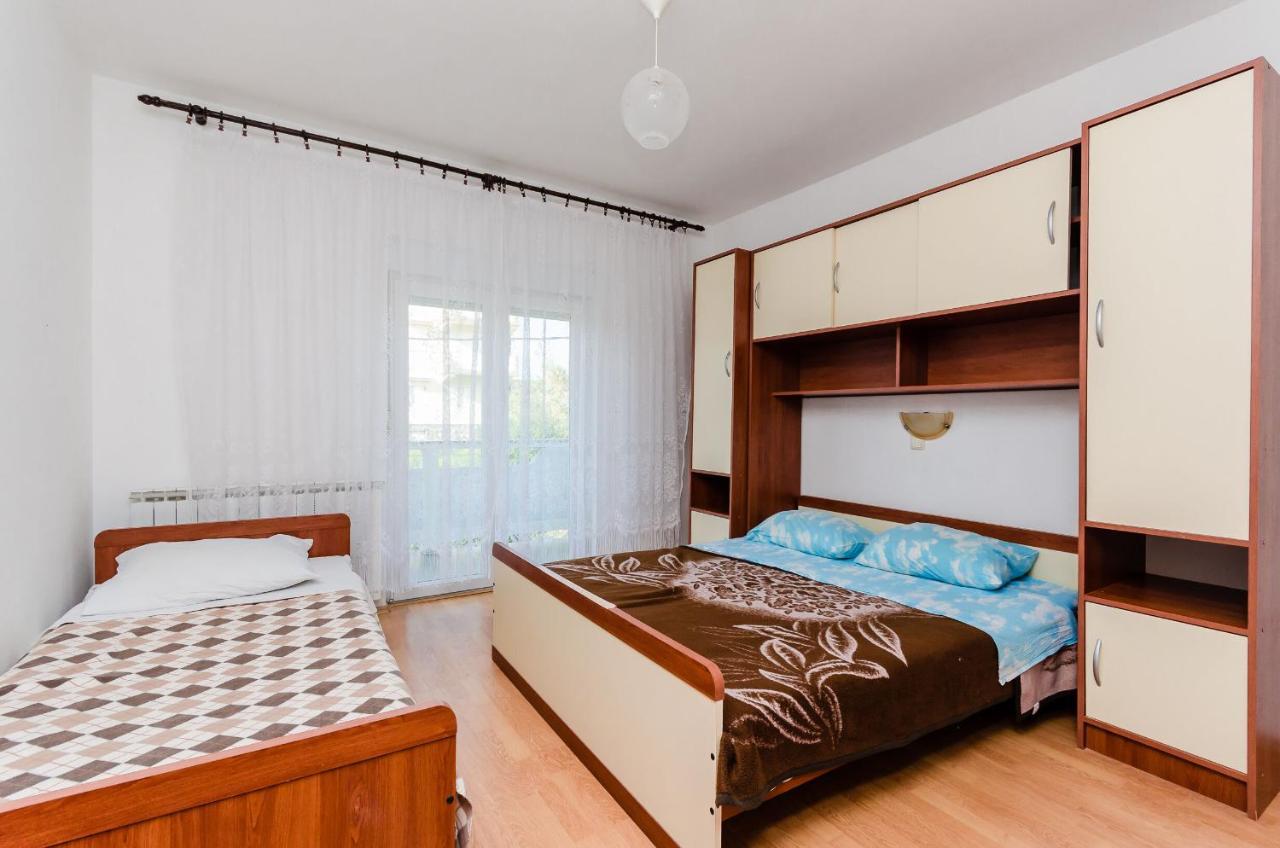 Apartments Rajka Лопар Екстер'єр фото