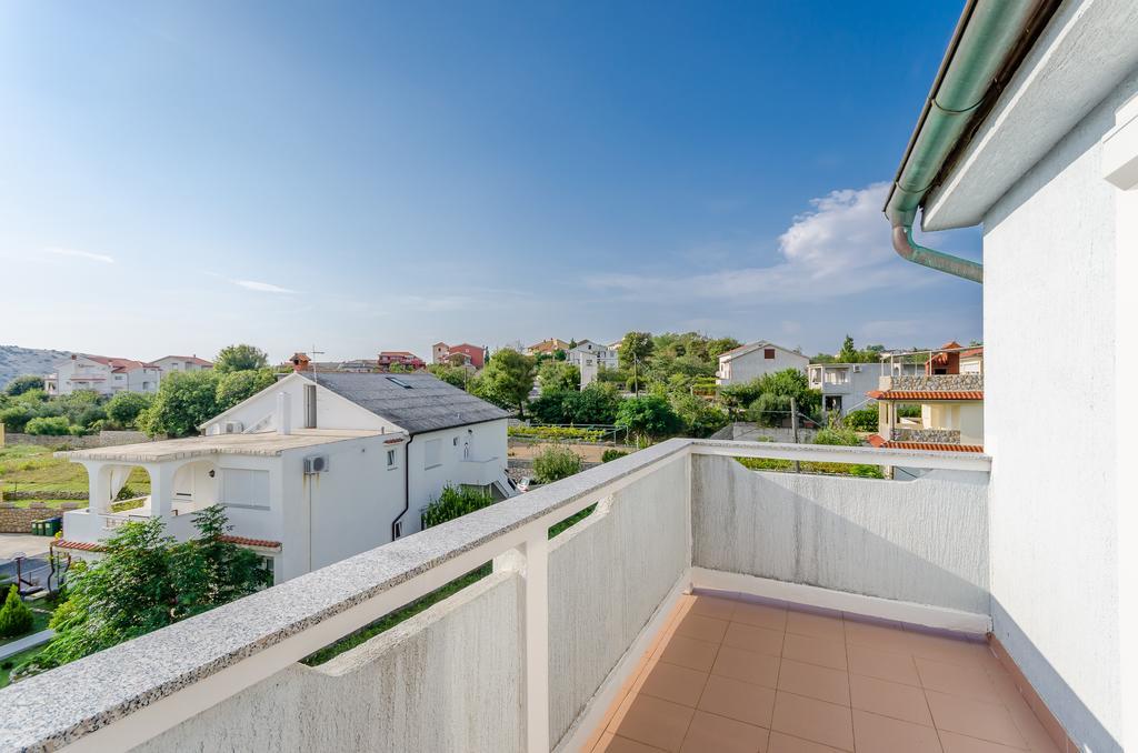 Apartments Rajka Лопар Екстер'єр фото