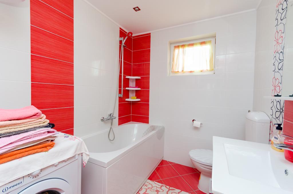 Apartments Rajka Лопар Екстер'єр фото