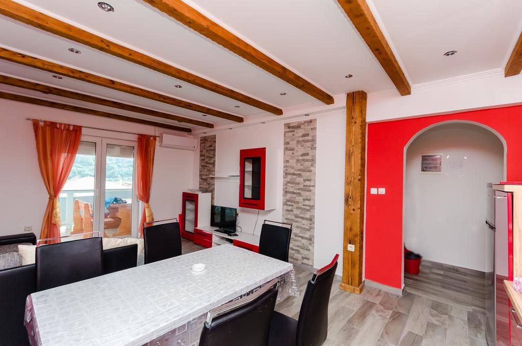 Apartments Rajka Лопар Екстер'єр фото