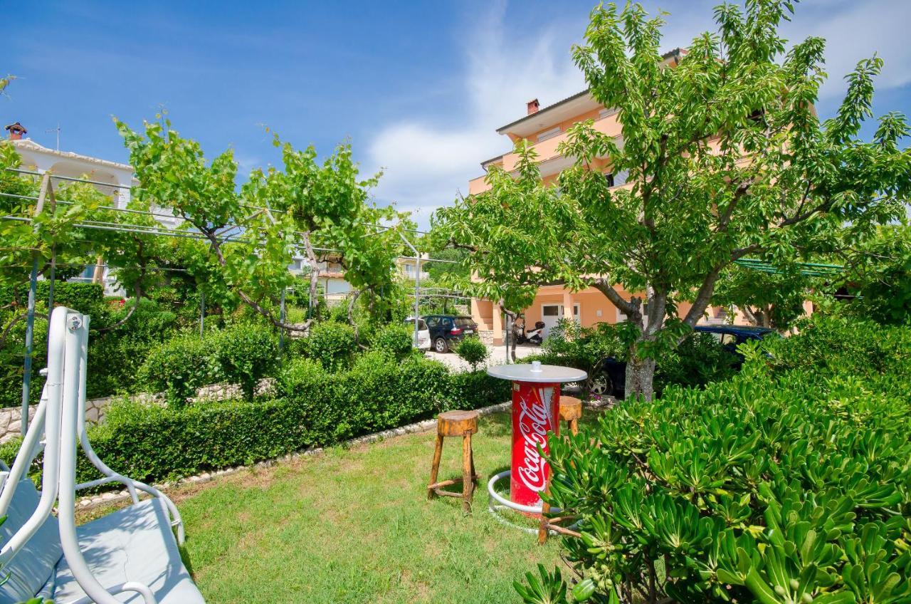 Apartments Rajka Лопар Екстер'єр фото