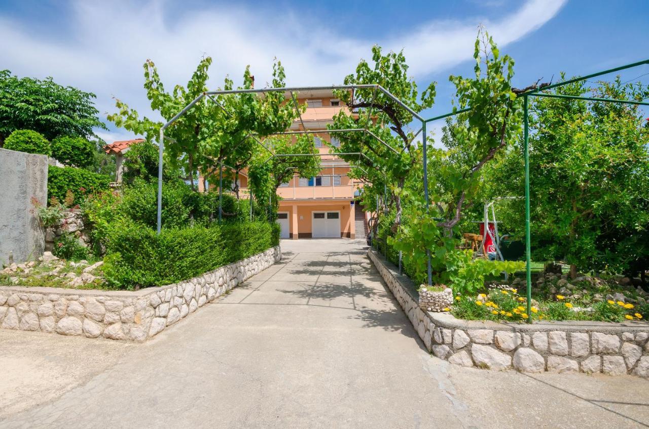 Apartments Rajka Лопар Екстер'єр фото